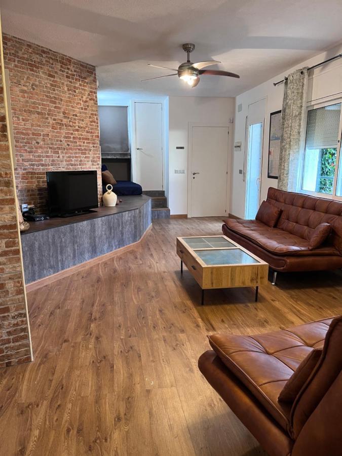 Villa Oasis Costa Brava Лорет де Мар Екстериор снимка